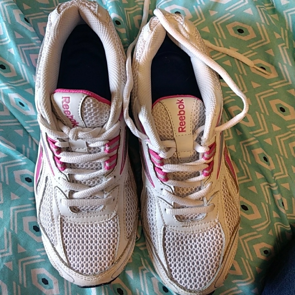 Reebok running shoes .. Breast Cancer edition